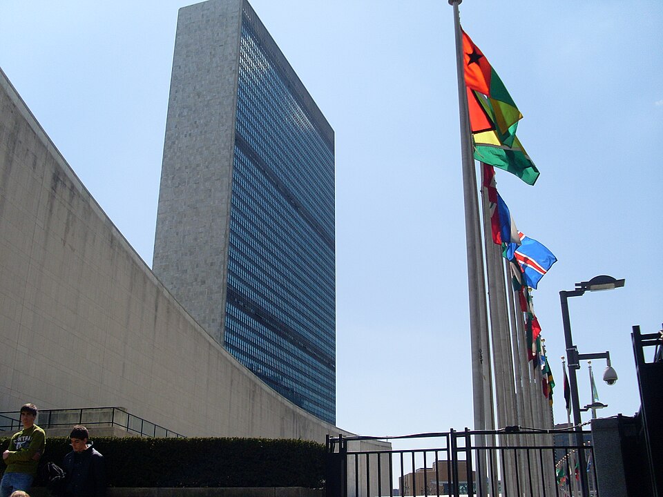 File photograph: United Nations headquarters, uploaded 14 May 2009; capture date unspecified. Not the mandate vote.